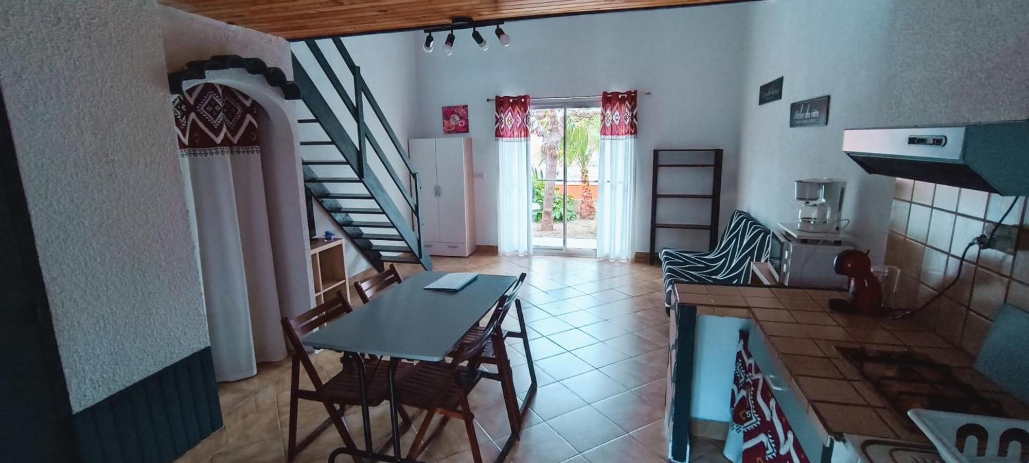 Gite La Capelle Roquefort Des Corbieres Sigean Narbonne Aude Exteriör bild